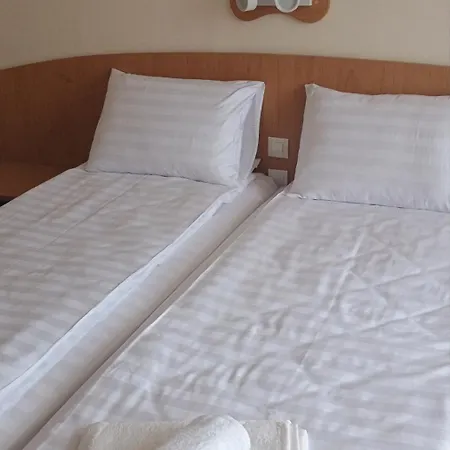 Trakata-sea View And Free Parking 2* Varna